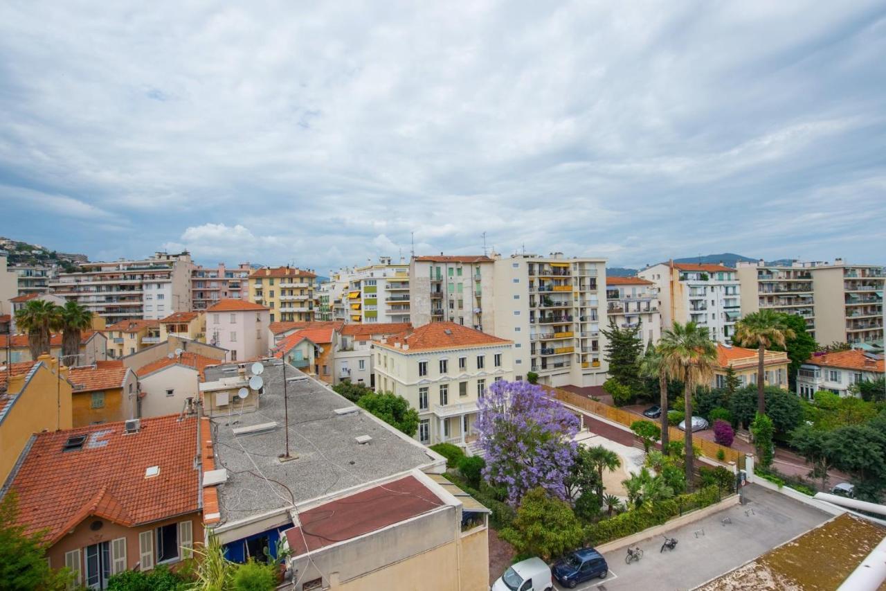 Апартаменти Fleurs De Nice Furnished Flat Екстер'єр фото
